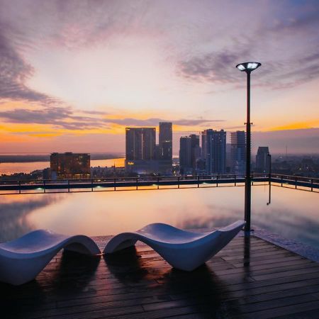 Hotel Serviced Apartments Top One Infinity Pool With View Of 360 Degree Пномпень Екстер'єр фото